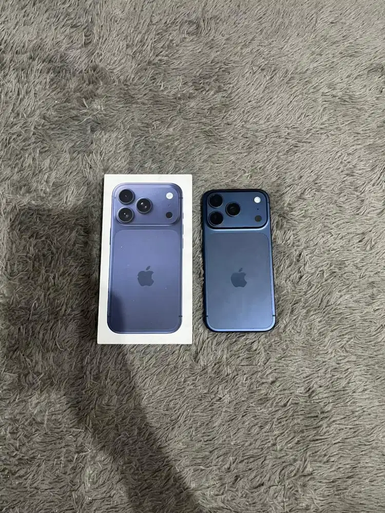 iPhone 17pro Deep blue 256gb
