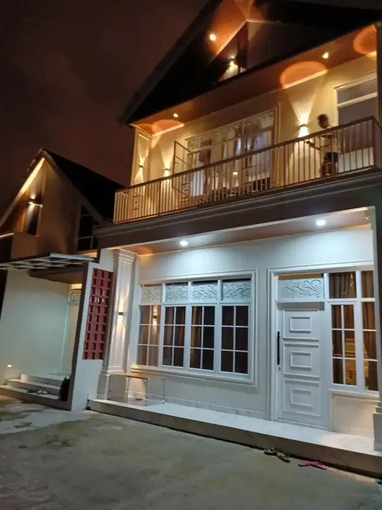 Di jual villa cantik dikaki bukit jalan besar rumah besar dan luas
