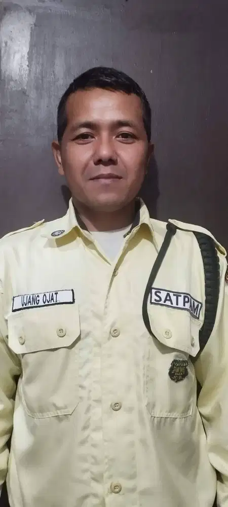mencari pekerjaan satpam