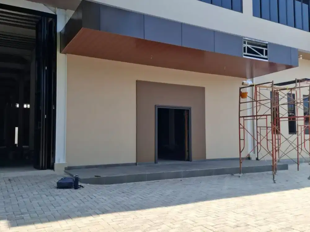 Gudang 2 Lantai  Kantor dengan Izin Industri Ringan& Produksi di Kamal Raya Tegal Alur-Kalideres Jakarta Barat