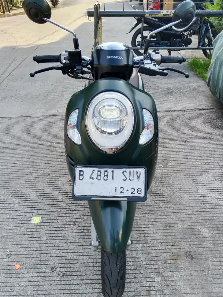 HONDA SCOOPY KEYLESS TH 2023 KONDISI GRESS FULL ORISINIL SEPERTI BARU