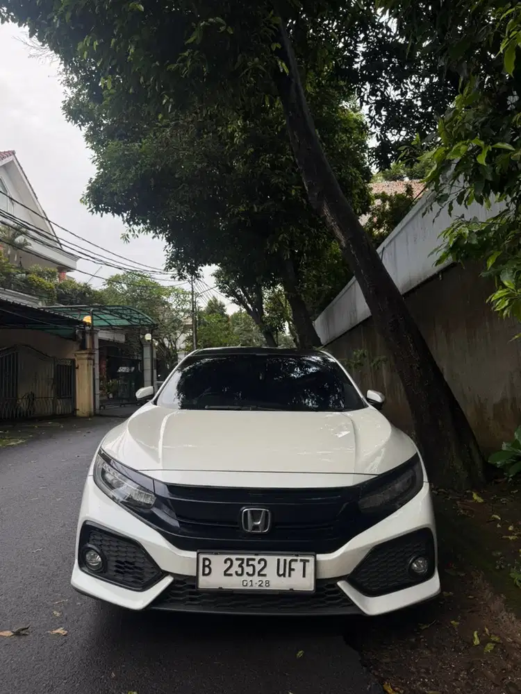 Honda Civic Hatchback 2017 Bensin