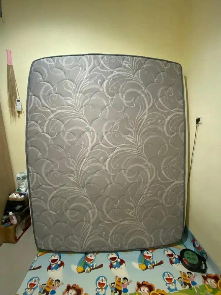 Bed kasur bekas layak fungsi 160x200