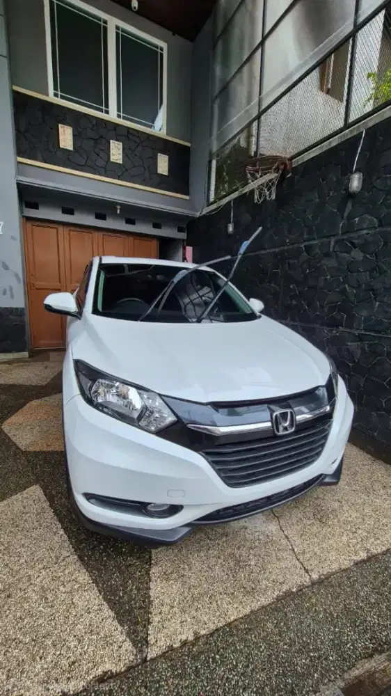 Honda H-RV 2015 Putih Service Record Honda e-Care