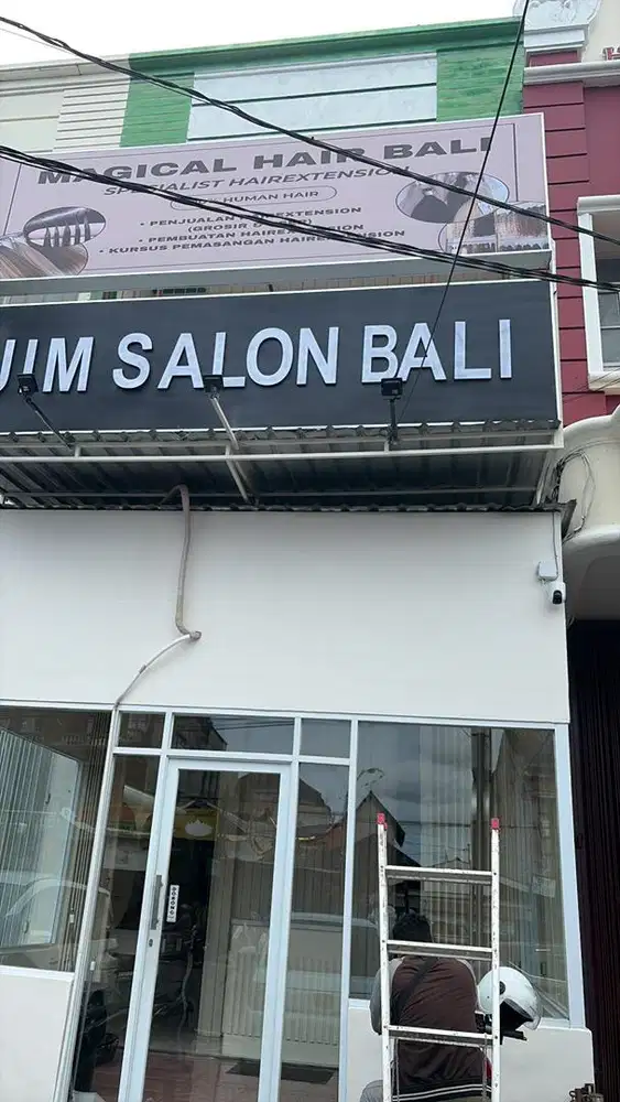 Di cari karyawan/ti di jim salon antasura