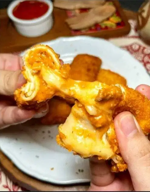 Dijual Frozen Risoles Mayo Premium Homemade Isi Banyak Lumer Dimulut