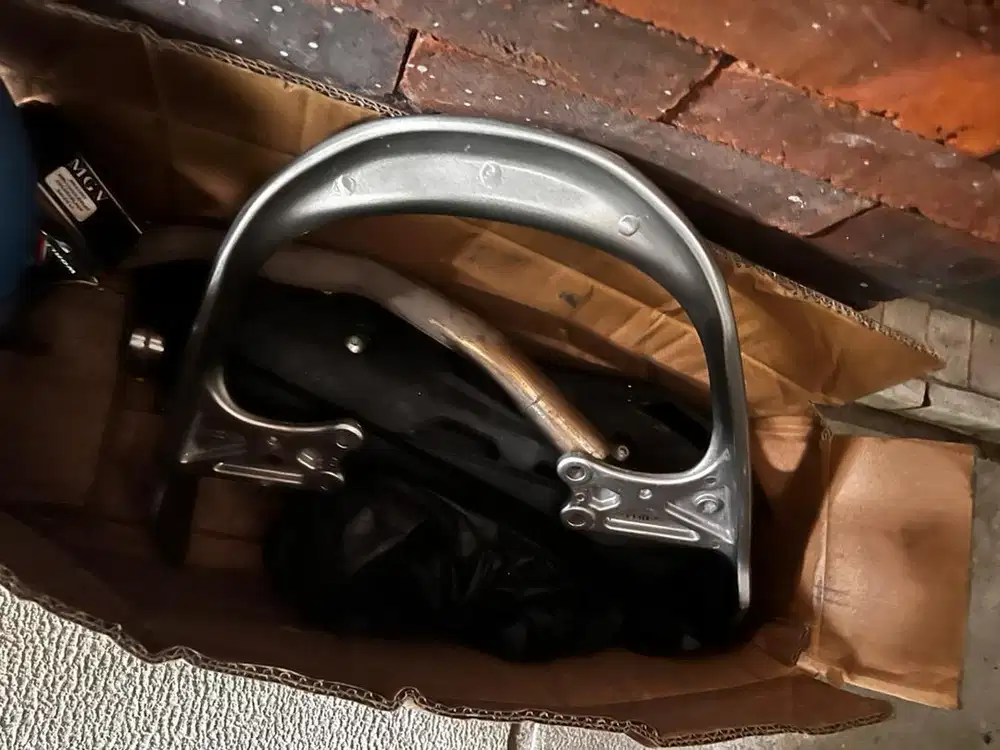 Behel rear grip stylo 150 ori mulus