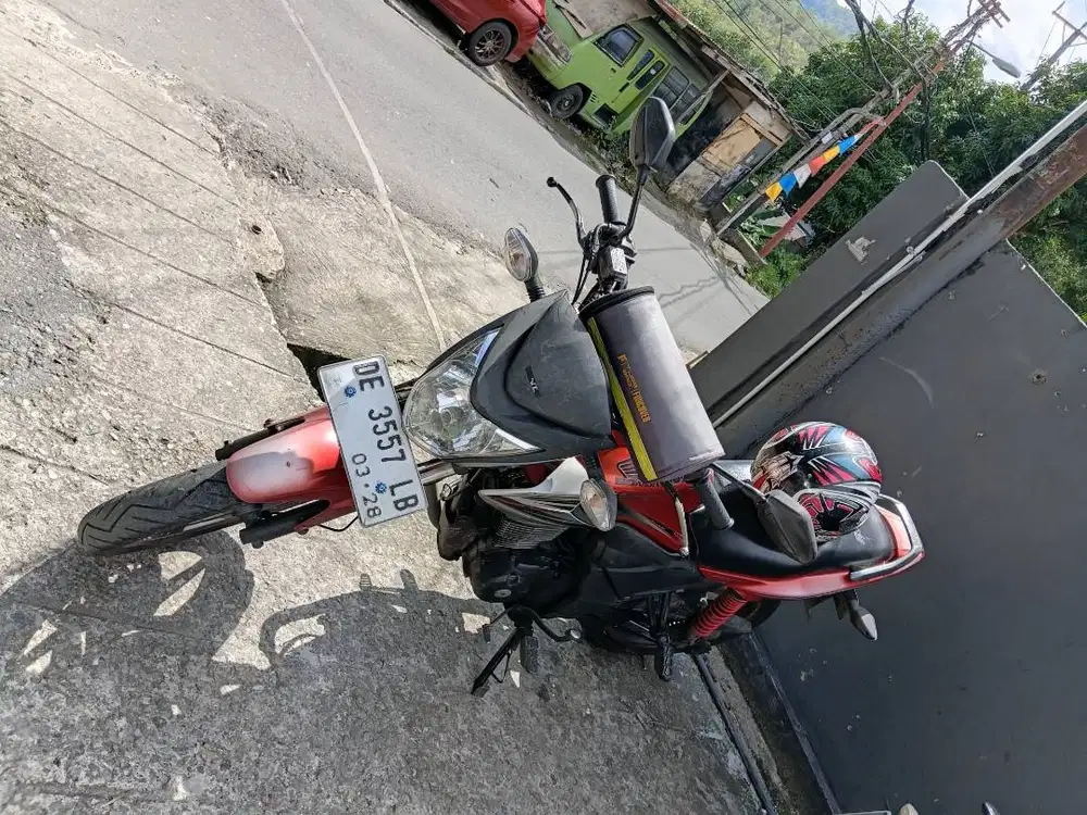 Jual Honda Verza butuh uang untuk kbthan keluarga