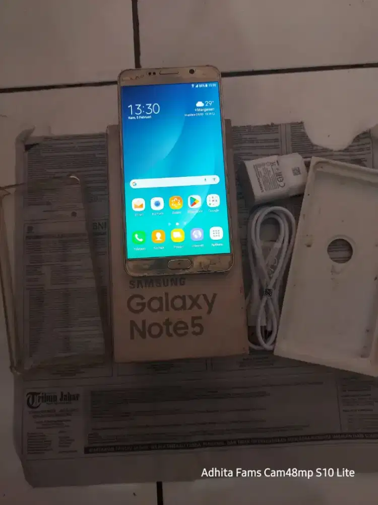 Samsung Galaxy Note 5 Warna Gold Lengkap Bekas Resmi Ram 4/32  Lancar