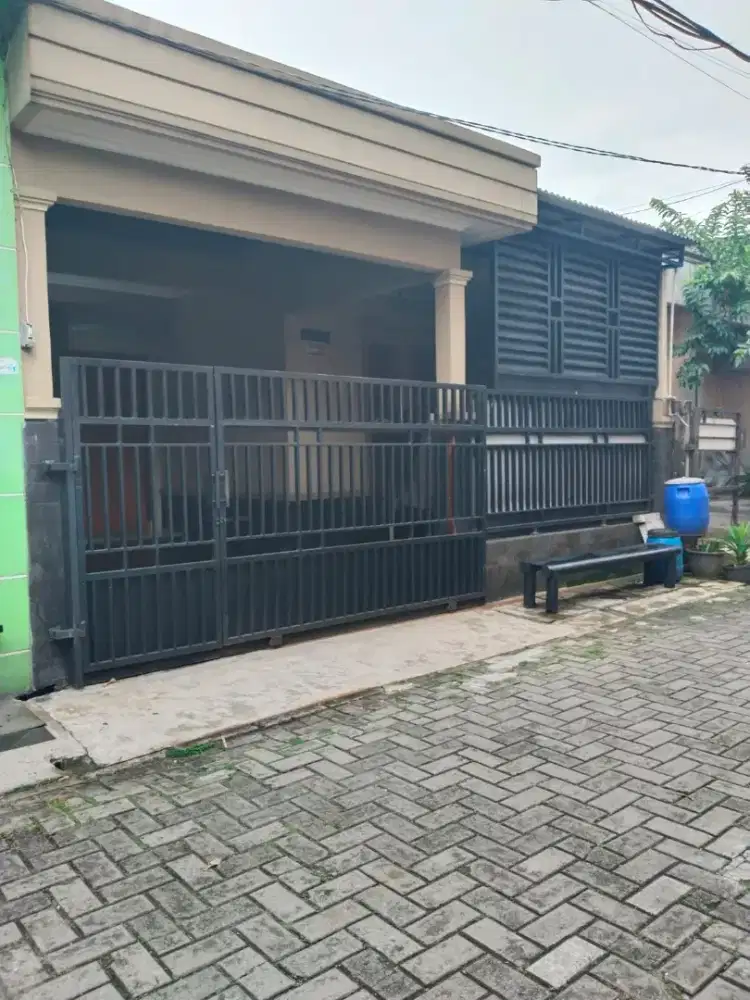 Disewa rumah nyaman dan strategis