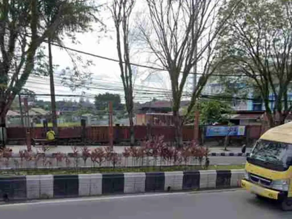 Tanah 7000 M2. jln  MT Haryono Balikpapan