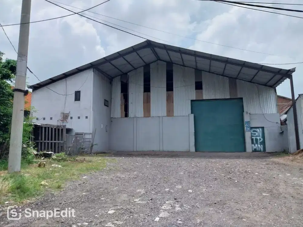 Dijual Gudang Raya Kedamean Gresik