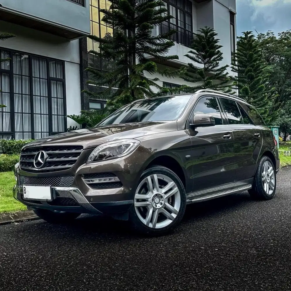 (CASH) Mercedes ML350 AWD Grand Edition 2012