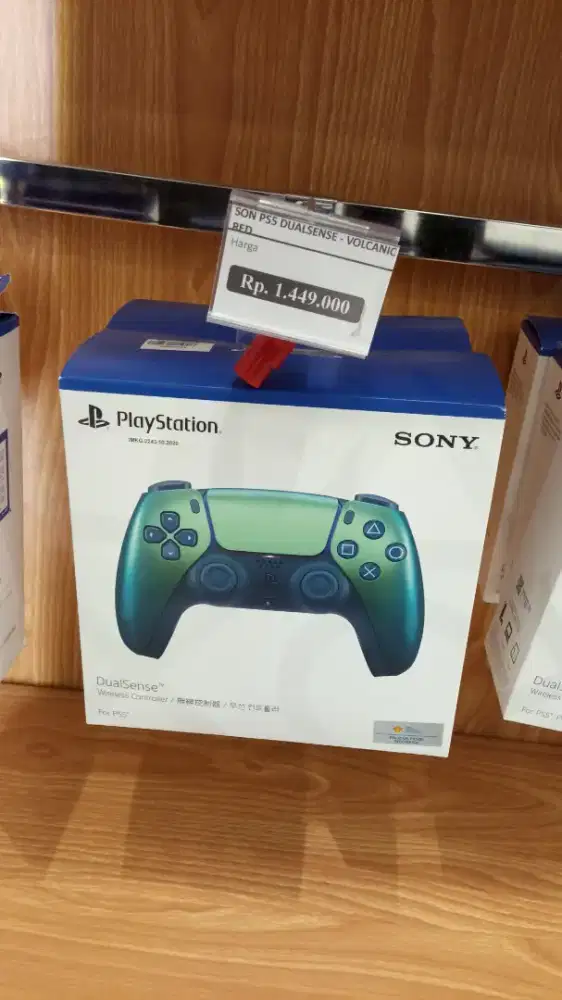 CICILAN RINGAN STICK PS 5 DUALSENSE VOLCANO RED PAKE HOMECREDIT