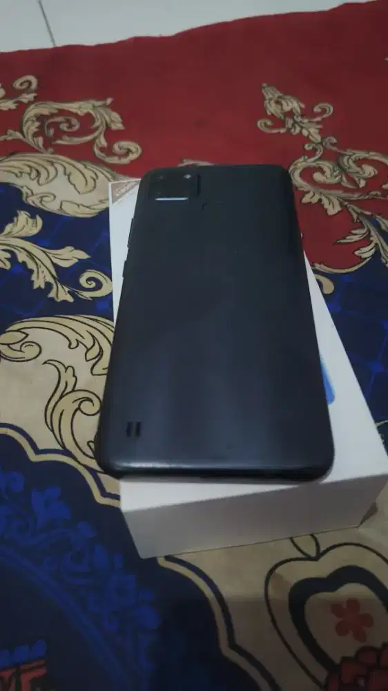 realme c21y 64gb black hape charger
