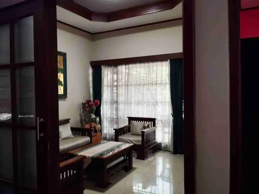 Rumah 2 Lantai Nyaman dan Asri di Kawasan Turangga Buahbatu