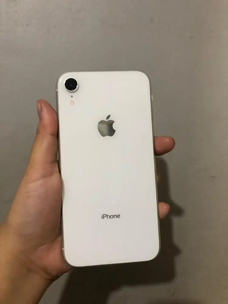 Iphone XR 64Gb Putih
