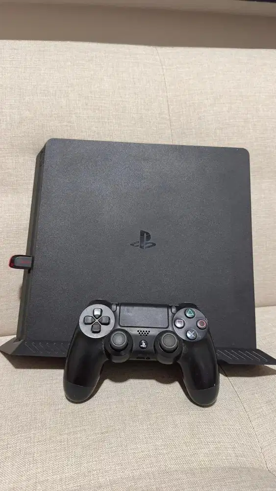 Playstation 4 Slim 500GB