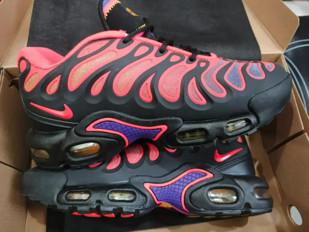 Sepatu Nike Air Max Plus Drift