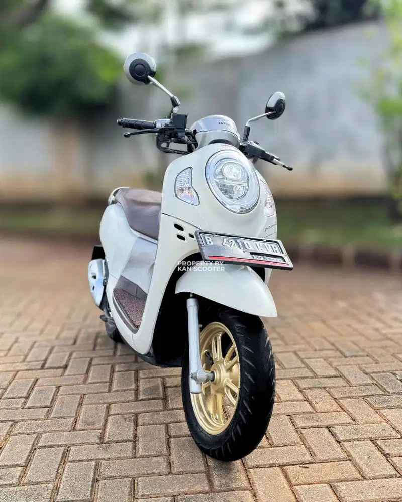 JUAL MURAH HONDA SCOOPY PRESTIGE KEYLESS 2021 MULUS