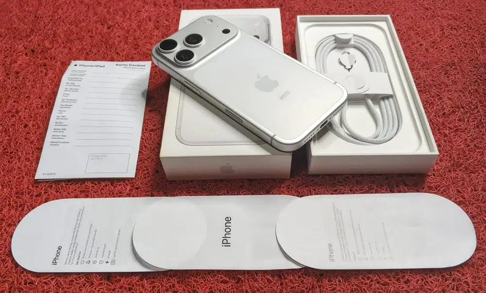 IPhone 17 Pro Silver 256 GB IBOX ( TT/BT )