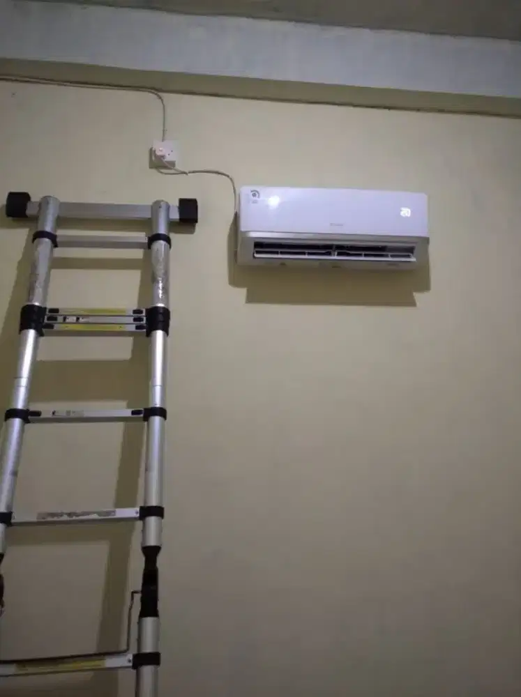 Tukang service AC panggilan bongkar pasang AC service kulkas bergarans