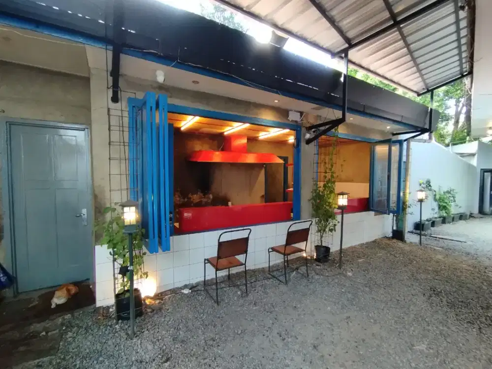 DISEWAKAN TEMPAT USAHA