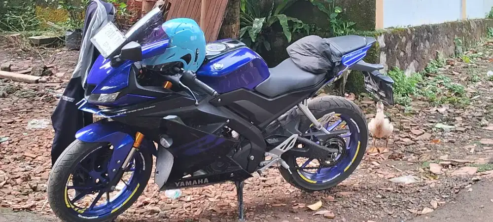 YAMAHA R15  Sporty 2019. Mulus. 98%. Lok.Bogor F.  Hp.089505600848