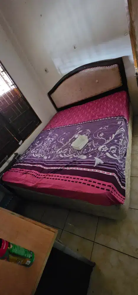 Ranjang uk king size