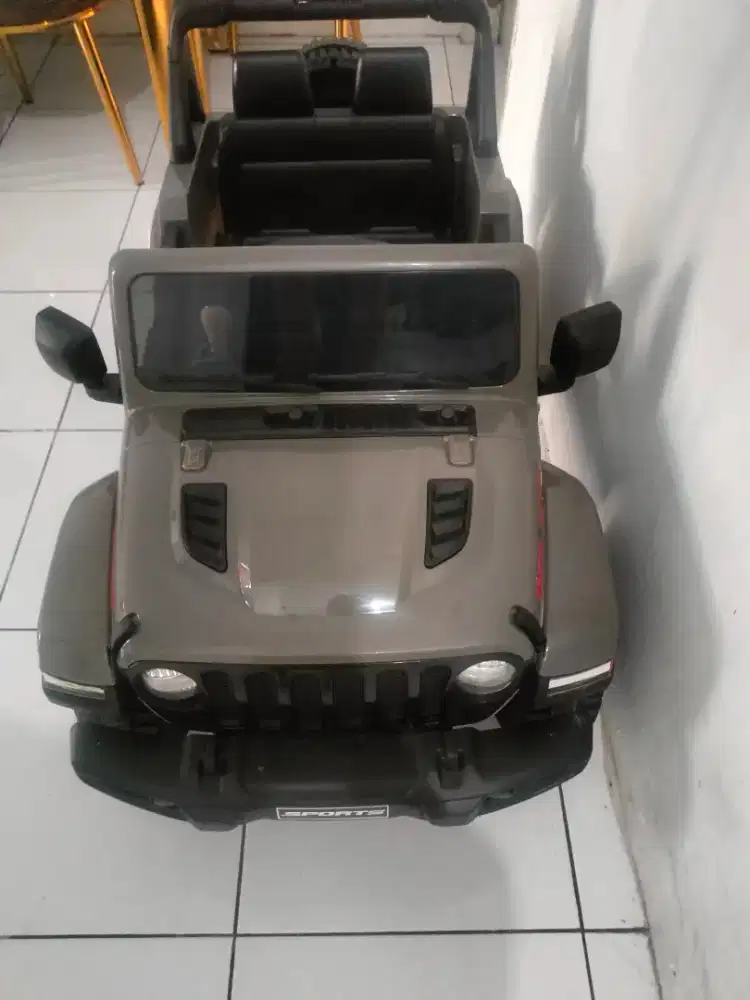 Mobil aki jepp. Bru plkai 4 BLN jrng pkai .