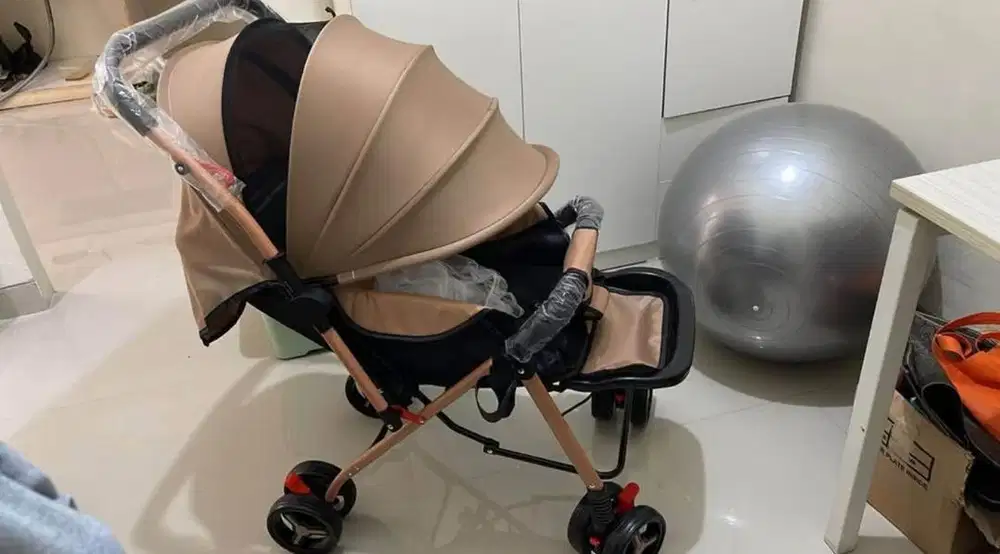 Preloved Beige Stoller Bayi 2 Arah