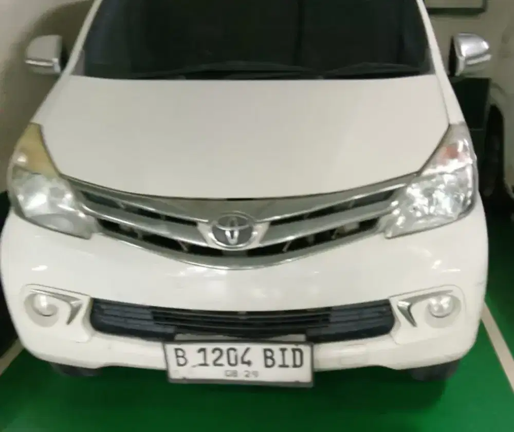 Jual new avanza putih 2014