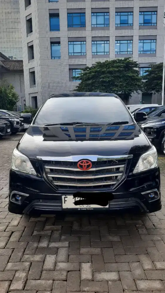 Innova V Luxury 2.0 A/T Nik 2015 Ganjil