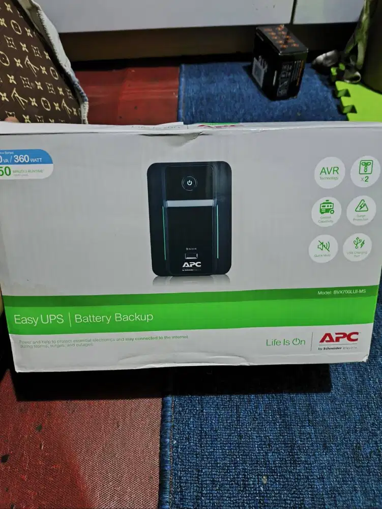 UPS APC BVX700LUI-MS 700VA 360 WATT