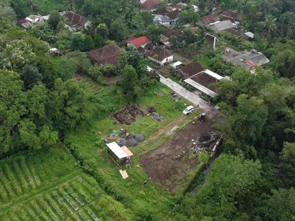 Siap Akad Notaris, Pekarangan Dijual Barat Kopi Klotok
