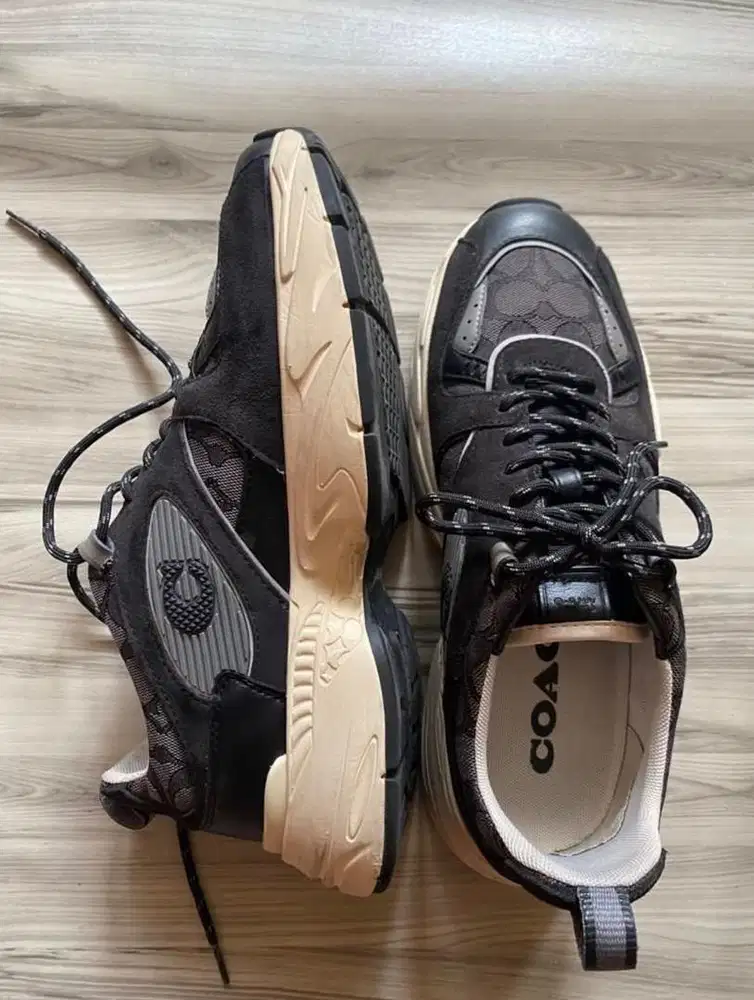 Coach Sneakers authentic 1000%