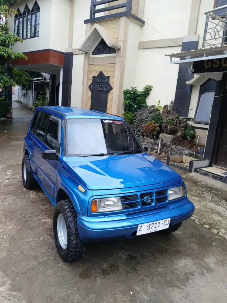 Escudo Nomade thn 2000 kondisi istimewa
