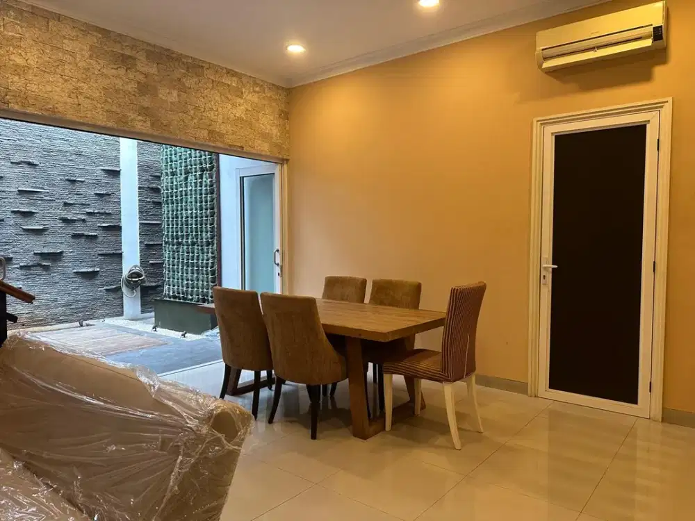 DISEWA Rumah di Pondok Hijau Golf, Gading Serpong, Tangerang