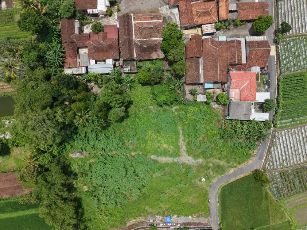 Tanah Tepi Jalan Raya dengan Nilai Investasi Stabil