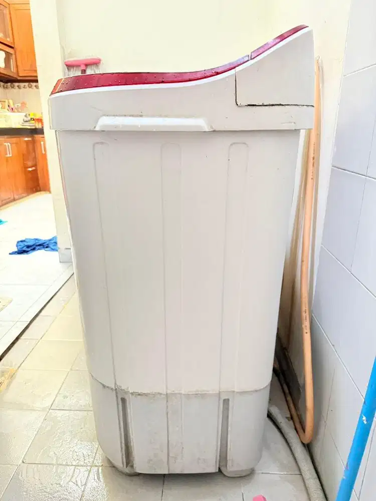 Mesin Cuci 2 Tabung Bekas – Pencuci Normal, Pengering Rusak