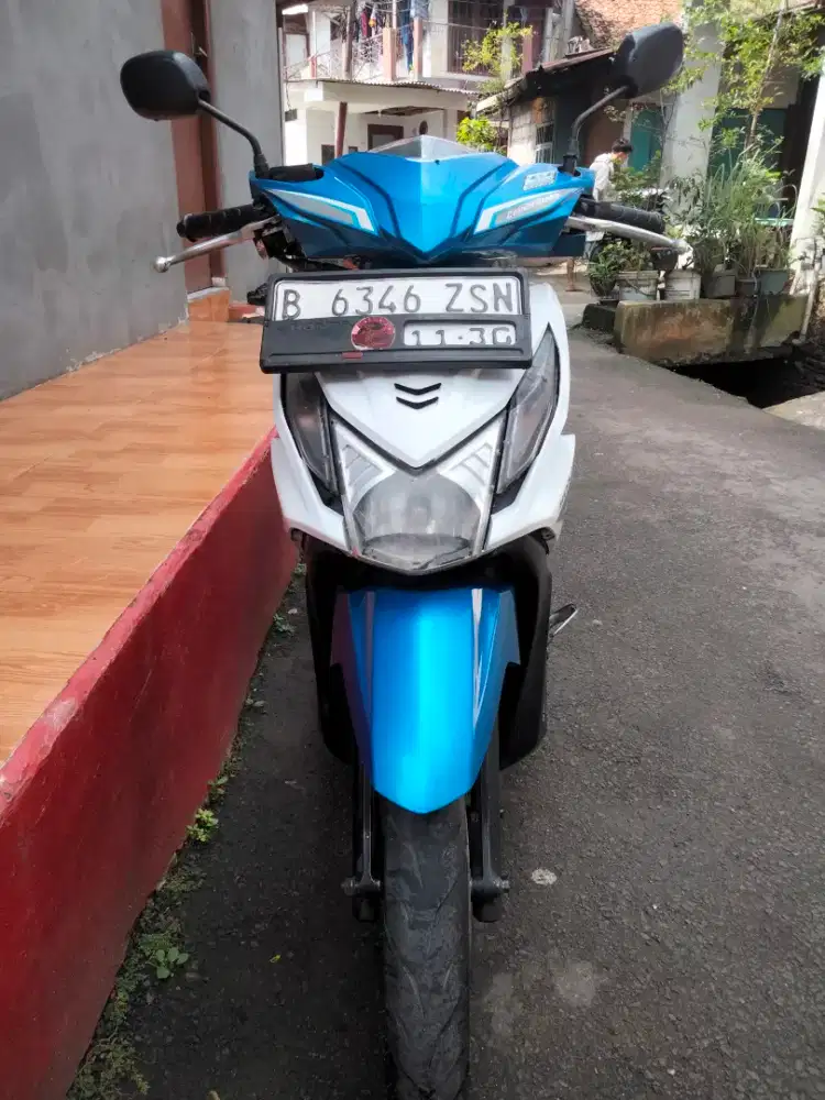 Honda Beat esp tahun 2015 siap pakai