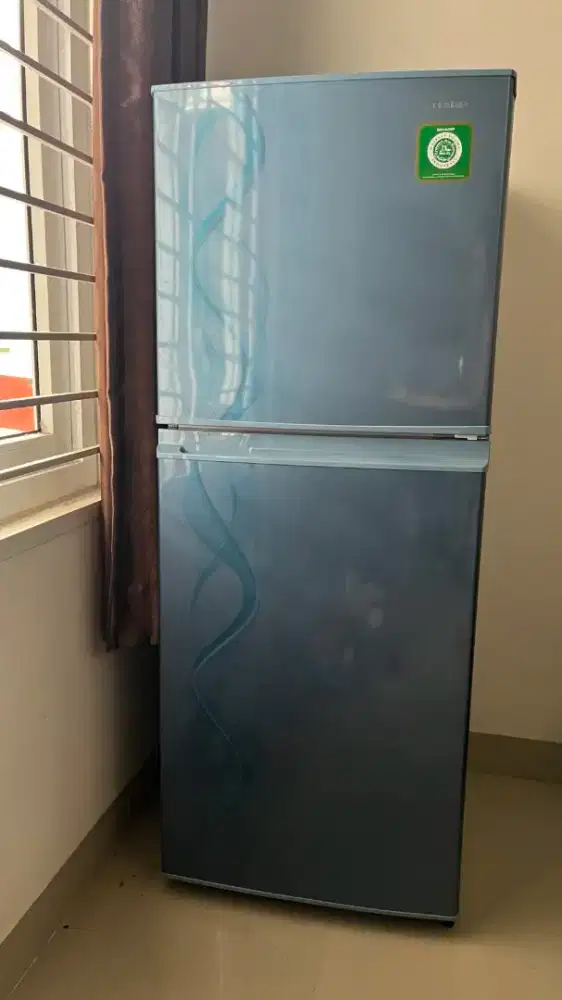 Kulkas Sharp 2 Pintu