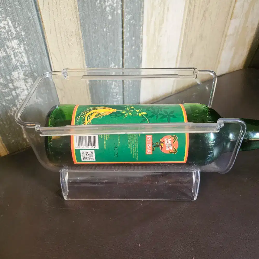 Wine Holder Bahan Aryclic