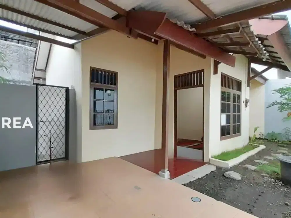 DIJUAL RUMAH DI BATURAN COLOMADU KARANGANYAR