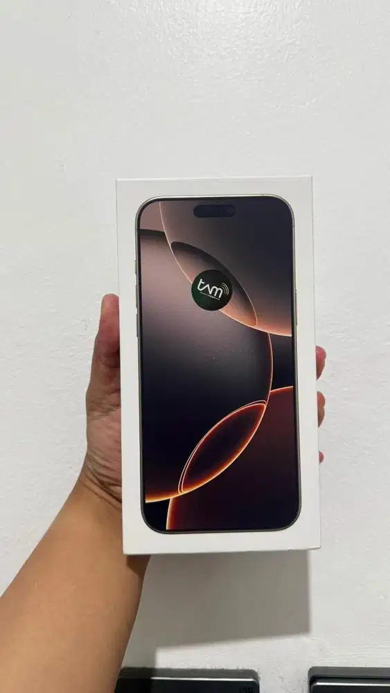 Iphone 16 Pro Max 256 Dessert Titanium Ibox BNIB