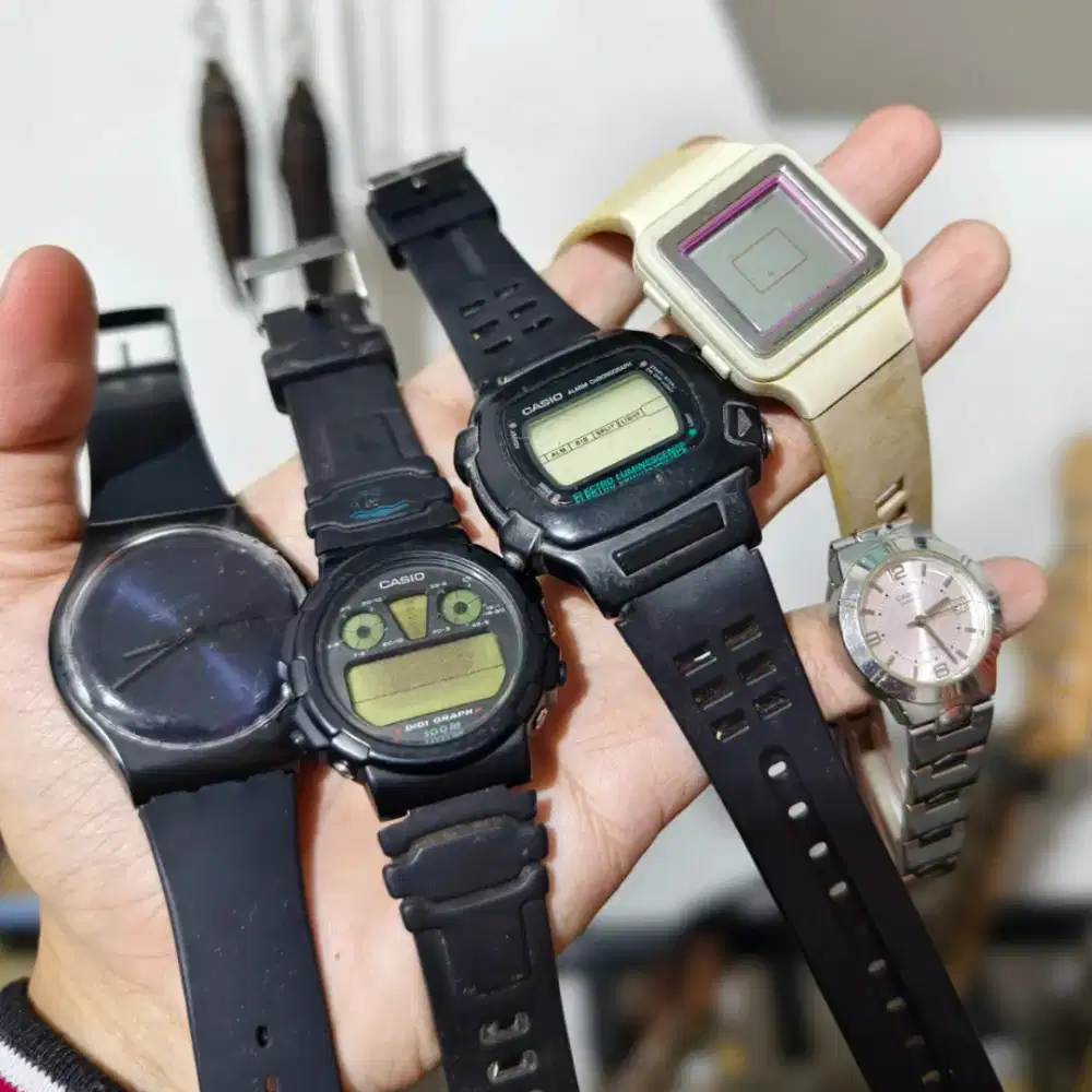Bahan aneka jam Casio dan swatch