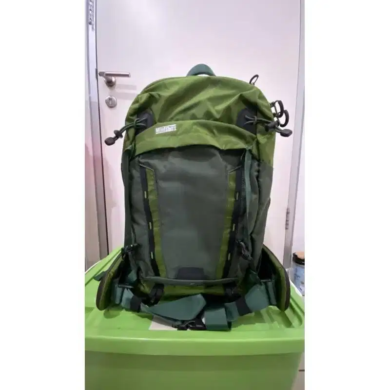 MINDSHIFT BackLight 26L Photo Daypack (Woodland Green)