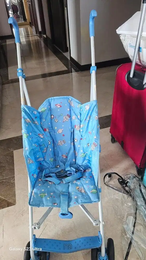 Stroller Mothercare Lightweight (Bisa Nego)