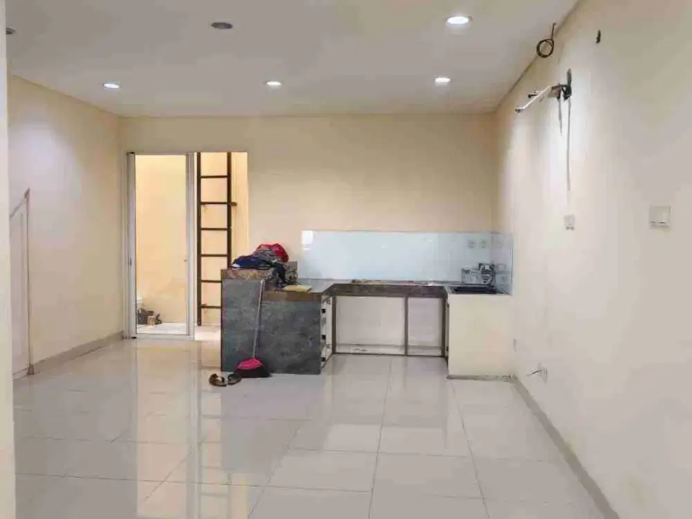 di jual cepat rumah pantai indah kapuk 1 ,layar permai ,dekat dengan rs pik