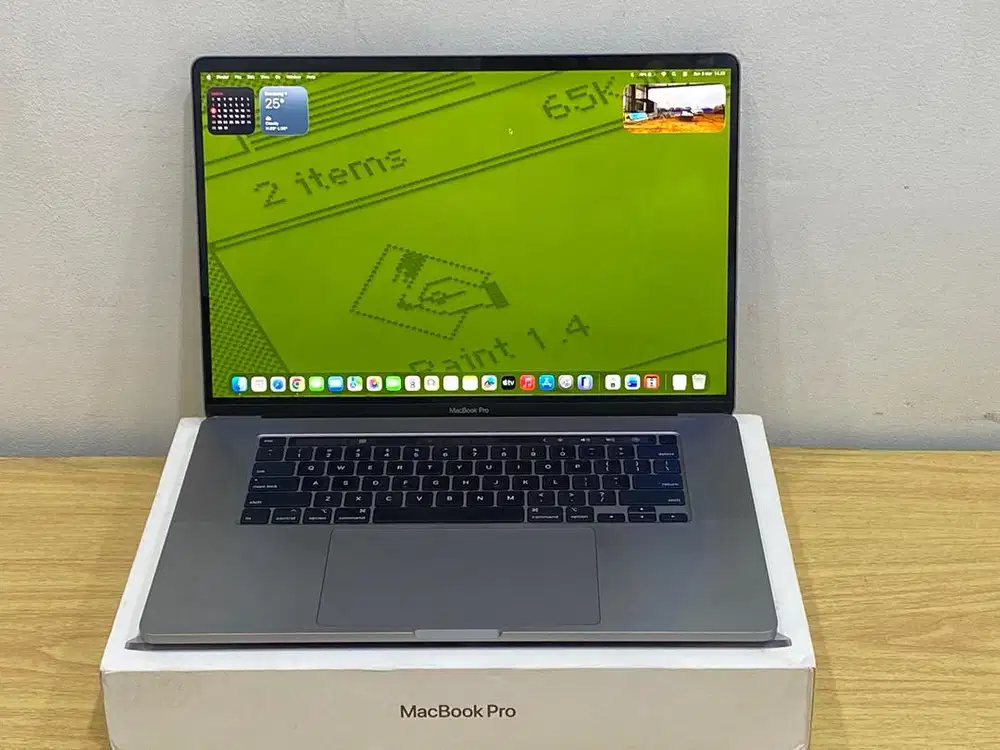 Macbook Pro 16-inch,  2019 Touchbar i9